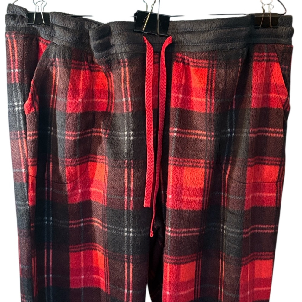 Cuddl Duds Red and Black Plaid Pants - Picture 8 of 10